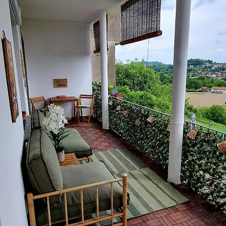 Casa Enzo Apartment *